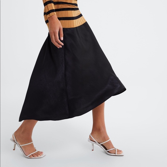 Blogger fav—ZARA White Leather Strappy Heel Sandal - Picture 5 of 6